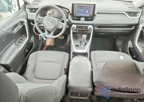2021 Toyota Rav4 Xle z USA, uszkodzony, nr VIN 2T3P1RFV1MW208201